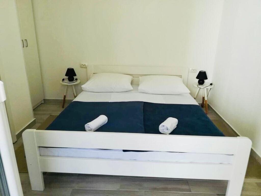 Apartmani “Kresimir” Omiš Exterior foto